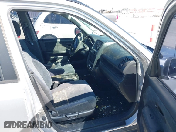 2005 Honda CR-V EX z VIN JHLRD78885C035912, wystawiony jako IAAI lot #41793257 z przebiegiem 211 694 mil mil oraz . Historia ofert i sprzedaży dostępna na DreamBid. Obrazek 5.