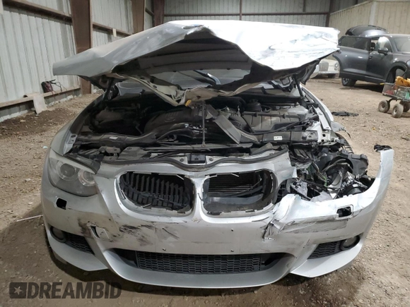 2013 BMW 3 Series 328i with VIN WBAKE3C51DE771057, listed as a Copart auction lot 85058134 with Not Provided miles and Salvage Title. Bid and sale history available at DreamBid. Image 5.