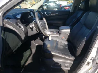 2013 Nissan Pathfinder SL z VIN 5N1AR2MN3DC641591, wystawiony jako Copart lot #68028882 z przebiegiem 122 235 mil mil oraz Nie do naprawy • Non repairable. Historia ofert i sprzedaży dostępna na DreamBid. Obrazek 7.