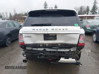 2013 Land Rover Range Rover Sport HSE z VIN SALSF2D40DA761703, wystawiony jako IAAI lot #41834430 z przebiegiem 97 858 mil mil oraz . Historia ofert i sprzedaży dostępna na DreamBid. Obrazek 16.