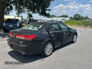 2011 Lincoln MKZ Hybrid z VIN 3LNDL2L33BR759329, wystawiony jako Copart lot #58248155 z przebiegiem 131 927 mil mil oraz Tytuł czysty. Historia ofert i sprzedaży dostępna na DreamBid. Obrazek 4.