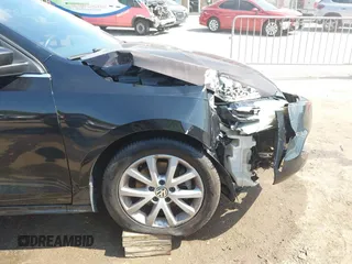 2013 Volkswagen Jetta SE z VIN 3VWDP7AJ3DM438668, wystawiony jako IAAI lot #42235014 z przebiegiem 128 406 mil mil oraz . Historia ofert i sprzedaży dostępna na DreamBid. Obrazek 6.