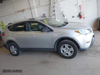 2014 Toyota RAV4 LE with VIN 2T3BFREV5EW138250, listed as a IAAI auction lot 41863496 with 191,604 mi miles. Bid and sale history available at carsss.com. Image 13.