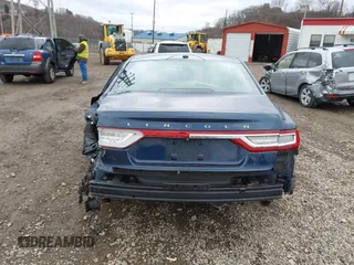 2017 Lincoln Continental Select with VIN 1LN6L9TK2H5603593, listed as a IAAI auction lot 41722163 with 63,431 mi miles. Bid and sale history available at carsss.com. Image 17.