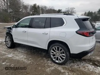 2025 GMC Acadia AWD Denali z VIN 1GKENRRS5SJ112956, wystawiony jako Copart lot #88311685 z przebiegiem 941 mil mil oraz Szkoda całkowita • Salvage title. Historia ofert i sprzedaży dostępna na DreamBid. Obrazek 2.