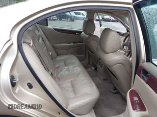 2002 Lexus ES 300 z VIN JTHBF30G720057657, wystawiony jako IAAI lot #42532340 z przebiegiem 247 680 mil mil oraz . Historia ofert i sprzedaży dostępna na DreamBid. Obrazek 8.