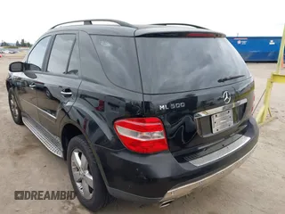 2006 Mercedes-Benz M 500 with VIN 4JGBB75E86A077925, listed as a IAAI auction lot 42073986 with 131,258 mi miles and . Bid and sale history available at DreamBid. Image 3.