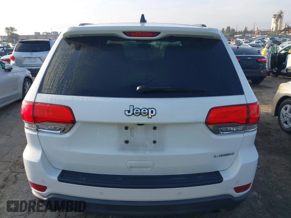 2017 Jeep Grand Cherokee Laredo with VIN 1C4RJEAG3HC696635, listed as a IAAI auction lot 41594123 with 97,502 mi miles. Bid and sale history available at carsss.com. Image 16.