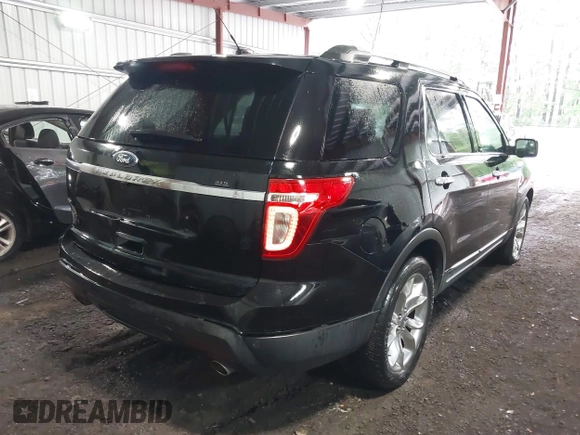 2011 Ford Explorer XLT z VIN 1FMHK7D85BGA91309, wystawiony jako IAAI lot #42322670 z przebiegiem 260 286 mil mil oraz . Historia ofert i sprzedaży dostępna na DreamBid. Obrazek 4.
