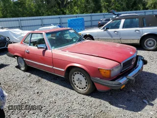 1986 Mercedes-Benz 560 SL z VIN WDBBA48D3GA038202, wystawiony jako Copart lot #60146945 z przebiegiem 219 226 mil mil oraz Czysty tytuł • Clean title. Historia ofert i sprzedaży dostępna na DreamBid. Obrazek 4.