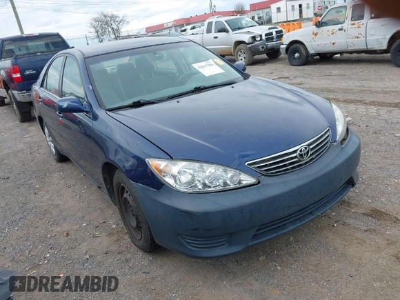 2006 Toyota Camry STD with VIN 4T1BE32K66U156633, listed as a IAAI auction lot 42017984 with 167,321 mi miles. Bid and sale history available at carsss.com. Image 1.