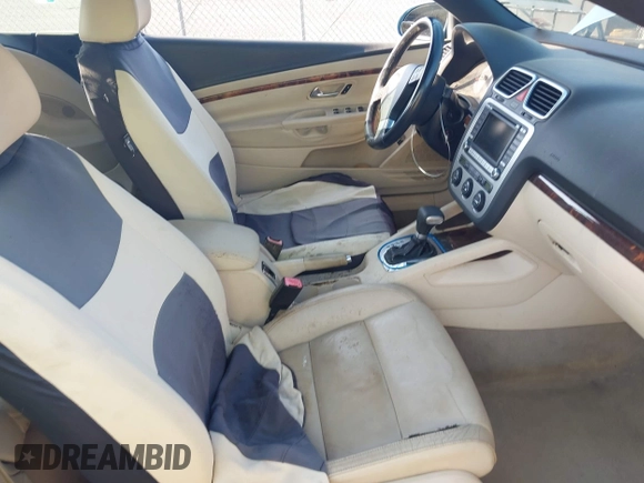 2007 Volkswagen Eos 2.0T with VIN WVWFA71F17V029541, listed as a IAAI auction lot 42171659 with 185,293 mi miles and . Bid and sale history available at DreamBid. Image 5.