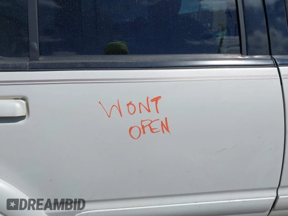 2000 Ford Explorer z VIN 1FMZU85P3YZA94717, wystawiony jako IAAI lot #42029041 z przebiegiem 218 304 mil mil oraz . Historia ofert i sprzedaży dostępna na DreamBid. Obrazek 8.