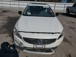 2018 Volvo V60 Cross Country with VIN YV440MWK8J2042128, listed as a Copart auction lot 42728205 with 111,120 mi miles and Salvage Title. Bid and sale history available at carsss.com. Image 5.