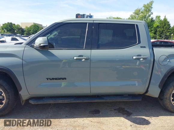 2022 Toyota Tundra SR5 with VIN 5TFLA5AB7NX013477, listed as a IAAI auction lot 42172272 with 30,460 mi miles and . Bid and sale history available at DreamBid. Image 14.