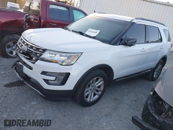 2017 Ford Explorer XLT with VIN 1FM5K7DH3HGD35390, listed as a IAAI auction lot 41349240 with 173,297 mi miles and . Bid and sale history available at carsss.com. Image 17.