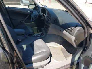 2004 Saab 9-5 Aero with VIN YS3EH49G743012391, listed as a IAAI auction lot 41817629 with 106,290 mi miles. Bid and sale history available at carsss.com. Image 5.