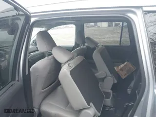 2019 Honda Pilot Touring 7-Passenger with VIN 5FNYF6H68KB050310, listed as a IAAI auction lot 41730210 with 100,245 mi miles. Bid and sale history available at carsss.com. Image 8.