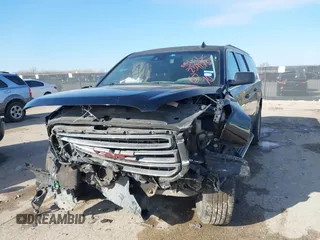 2016 GMC Yukon XL SLE with VIN 1GKS1FKCXGR119362, listed as a IAAI auction lot 41240298 with 234,175 mi miles. Bid and sale history available at carsss.com. Image 17.