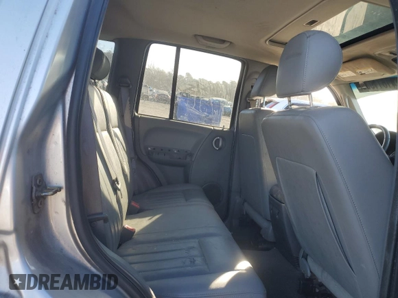 2005 Jeep Liberty Limited with VIN 1J4GK58K25W621458, listed as a Copart auction lot 41611905 with 116,592 mi miles and Salvage Title. Bid and sale history available at carsss.com. Image 10.