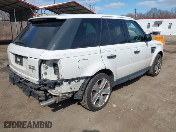 2011 Land Rover Range Rover Sport SC z VIN SALSH2E4XBA715091, wystawiony jako IAAI lot #41689486 z przebiegiem 157 470 mil mil oraz . Historia ofert i sprzedaży dostępna na DreamBid. Obrazek 4.