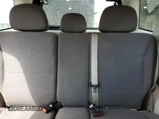 2012 Ford Escape XLS с VIN 1FMCU9C75CKB93460, выставлен на аукционе Copart как лот 56351295 с пробегом 361 381 миль миль и Списание • Salvage title. История ставок и продаж доступна на DreamBid. Изображение 10.