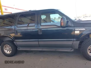 2004 Ford Excursion Special Serv with VIN 1FMNU41LX4EB42063, listed as a IAAI auction lot 41829379 with 247,432 mi miles and . Bid and sale history available at DreamBid. Image 14.