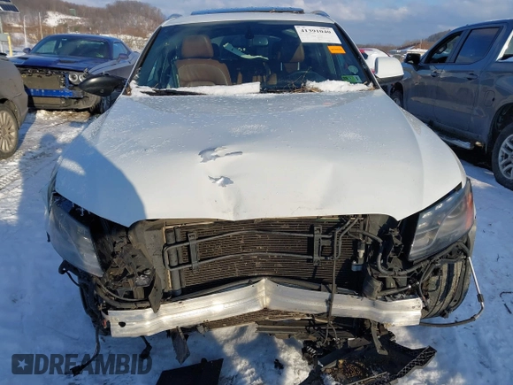 2012 Audi Q5 3.2L Premium Plus with VIN WA1DKAFP9CA071857, listed as a IAAI auction lot 41391040 with 1 mi miles. Bid and sale history available at carsss.com. Image 6.