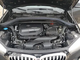2021 BMW X1 xDrive28i with VIN WBXJG9C07M5T06155, listed as a Copart auction lot 84222754 with 18,466 mi miles and Salvage Title. Bid and sale history available at carsss.com. Image 12.