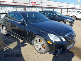 2010 Mercedes-Benz E-Class E 350 Luxury with VIN WDDHF5GBXAA107693, listed as a IAAI auction lot 41771836 with 149,572 mi miles. Bid and sale history available at carsss.com. Image 1.