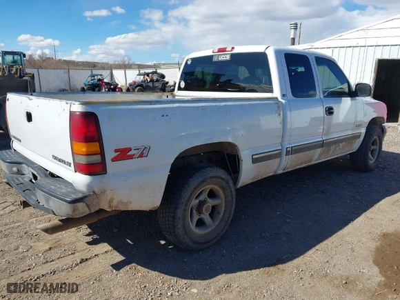 1999 Chevrolet Silverado 1500 LS with VIN 1GCEK19T3XE220541, listed as a IAAI auction lot 41738881 with 251,297 mi miles. Bid and sale history available at carsss.com. Image 4.