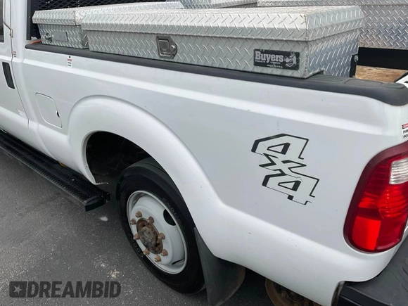 2016 Ford Super Duty F-250 SRW Lariat with VIN 1FT7W2B64GEA52030, listed as a IAAI auction lot 42179076 with 245,553 mi miles. Bid and sale history available at carsss.com. Image 12.