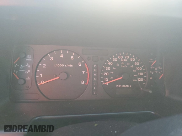 2002 Isuzu Trooper S z VIN JACDS58X627J11588, wystawiony jako Copart lot #76932404 z przebiegiem Nie podano mil oraz Szkody całkowita. Historia ofert i sprzedaży dostępna na DreamBid. Obrazek 9.