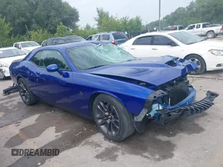 2020 Dodge Challenger R/T Scat Pack z VIN 2C3CDZFJ0LH172345, wystawiony jako IAAI lot #40154634 z przebiegiem 20 922 mil mil oraz . Historia ofert i sprzedaży dostępna na DreamBid. Obrazek 1.