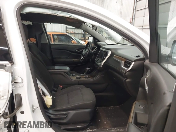 2017 GMC Acadia SLE with VIN 1GKKNSLS9HZ275154, listed as a IAAI auction lot 40992306 with 171,441 mi miles. Bid and sale history available at carsss.com. Image 5.
