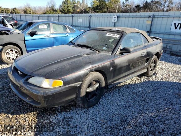1995 Ford Mustang with VIN 1FALP4448SF190214, listed as a Copart auction lot 88810045 with 215,606 mi miles and Clean title. Bid and sale history available at DreamBid. Image 1.