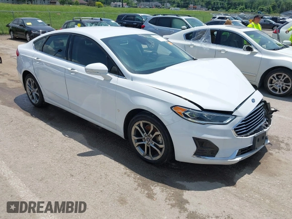 2020 Ford Fusion SEL with VIN 3FA6P0CD3LR152711, listed as a IAAI auction lot 42516763 with 97,073 mi miles and . Bid and sale history available at DreamBid. Image 1.