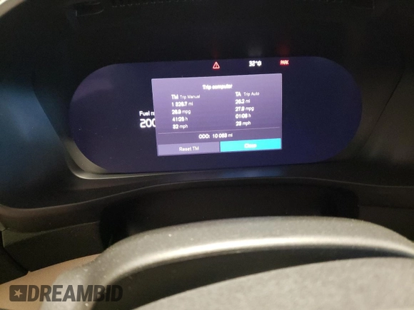 2024 Volvo XC40 Plus Bright Theme with VIN YV4L12UE4R2252652, listed as a Copart auction lot 41743045 with 10,063 mi miles and Salvage Title. Bid and sale history available at DreamBid. Image 9.
