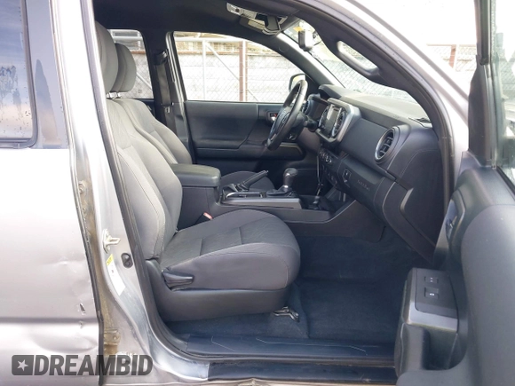 2016 Toyota Tacoma SR with VIN 3TMCZ5AN9GM001620, listed as a IAAI auction lot 41902924 with 117,462 mi miles. Bid and sale history available at carsss.com. Image 5.