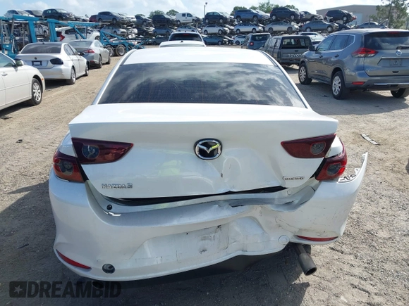 2019 Mazda 3 w/Select Pkg with VIN 3MZBPAAL7KM106686, listed as a IAAI auction lot 41955627 with 62,211 mi miles. Bid and sale history available at carsss.com. Image 16.