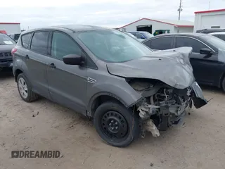 2014 Ford Escape S with VIN 1FMCU0F79EUB82007, listed as a IAAI auction lot 41760796 with 176,194 mi miles. Bid and sale history available at carsss.com. Image 1.
