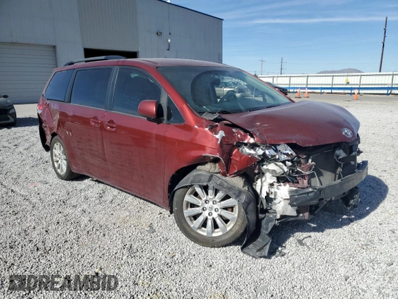 2013 Toyota Sienna LE with VIN 5TDJK3DC7DS069825, listed as a Copart auction lot 46951975 with 190,762 mi miles and Salvage Title. Bid and sale history available at carsss.com. Image 4.