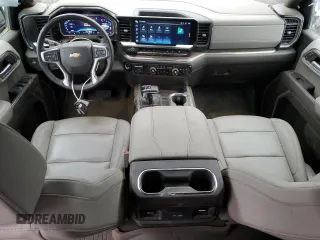 2024 Chevrolet Silverado 1500 LT with VIN 1GCUDDE83RZ304265, listed as a Copart auction lot 76372114 with 12,131 mi miles and Salvage Title. Bid and sale history available at carsss.com. Image 8.