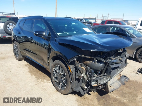 2024 Chevrolet Blazer RS z VIN 3GNKBERS3RS271667, wystawiony jako IAAI lot #41702013 z przebiegiem Nie podano mil oraz . Historia ofert i sprzedaży dostępna na DreamBid. Obrazek 1.