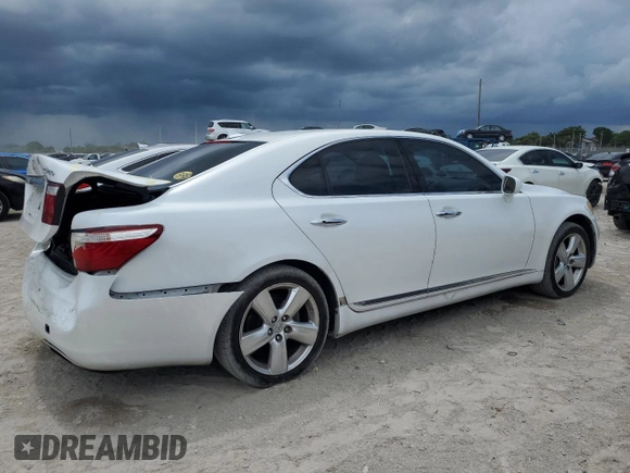 2008 Lexus LS 460 z VIN JTHBL46FX85062005, wystawiony jako Copart lot #60471515 z przebiegiem 154 692 mil mil oraz Nie do naprawy • Non repairable. Historia ofert i sprzedaży dostępna na DreamBid. Obrazek 3.