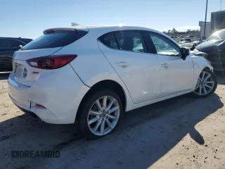 2017 Mazda 3 Grand Touring z VIN 3MZBN1M31HM138804, wystawiony jako Copart lot #45202295 z przebiegiem 80 428 mil mil oraz Szkoda całkowita • Salvage title. Historia ofert i sprzedaży dostępna na DreamBid. Obrazek 3.