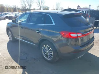 2017 Lincoln MKX Select with VIN 2LMPJ6KR7HBL16225, listed as a IAAI auction lot 40920232 with 105,124 mi miles. Bid and sale history available at carsss.com. Image 3.