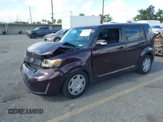 2010 Scion xB z VIN JTLZE4FE0A1104667, wystawiony jako IAAI lot #42242750 z przebiegiem 76 689 mil mil oraz . Historia ofert i sprzedaży dostępna na DreamBid. Obrazek 2.