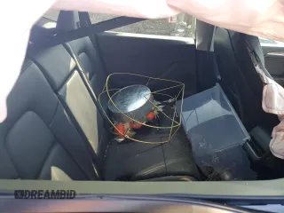 2024 Tesla Model Y Long Range z VIN 7SAYGAEE6RF106267, wystawiony jako Copart lot #53386675 z przebiegiem 8454 mil mil oraz Szkoda całkowita • Salvage title. Historia ofert i sprzedaży dostępna na DreamBid. Obrazek 11.