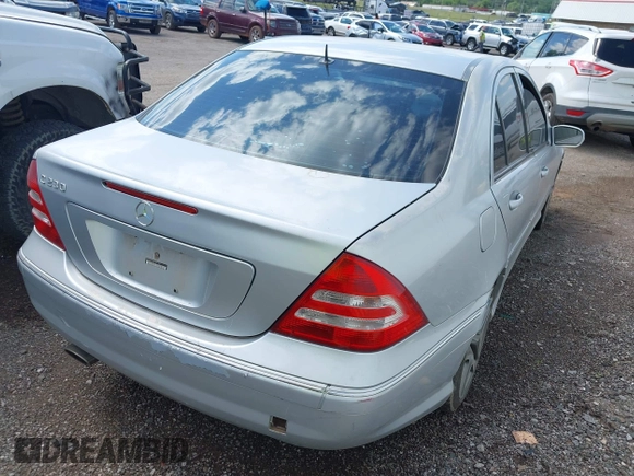 2006 Mercedes-Benz C 230 Sport with VIN WDBRF52H46F787190, listed as a IAAI auction lot 42361008 with Not provided miles and . Bid and sale history available at DreamBid. Image 4.